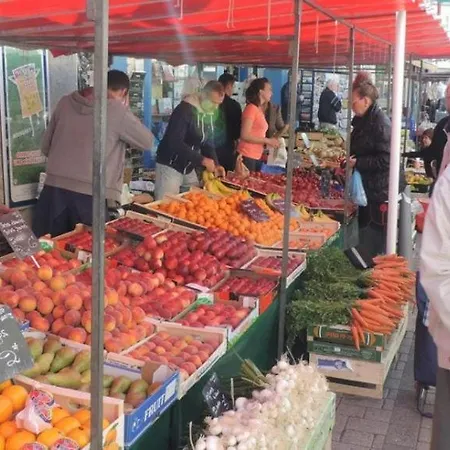 Apartment Charmant Studio