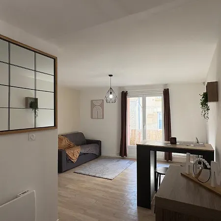 Apartamento Charmant Studio