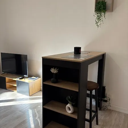Apartment Charmant Studio *